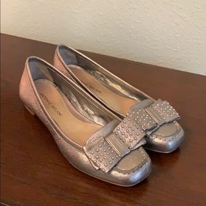 Antonio Melani Flats